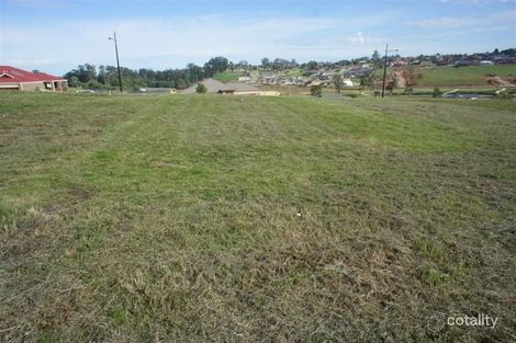 99 Jackson Dr, Drouin, VIC 3818