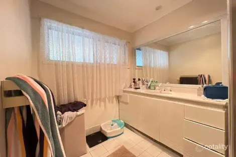 Property photo of 14 Sylvia Street Underwood QLD 4119