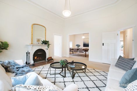 Property photo of 5 Wallace Grove Brighton VIC 3186