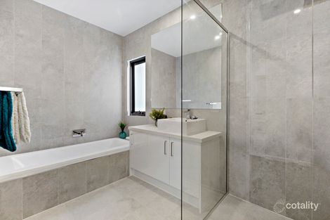 Property photo of 2/35 Amaroo Street Chadstone VIC 3148