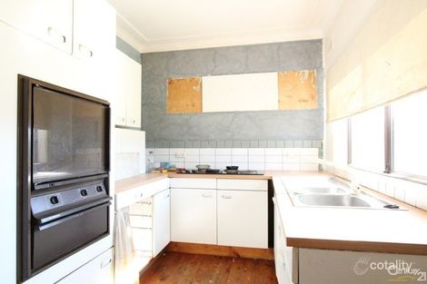 Property photo of 11 Vincent Avenue Liverpool NSW 2170