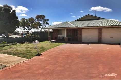 Property photo of 1 Lady Mary Drive West Wyalong NSW 2671