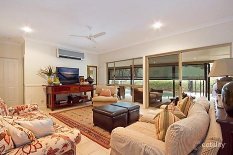 Property photo of 5 Oldfield Place Brookfield QLD 4069
