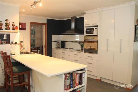 Property photo of 31 Ross Street Heathcote VIC 3523