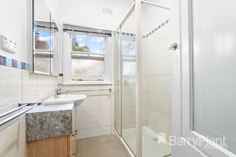 Property photo of 21 Oliver Street Ringwood VIC 3134