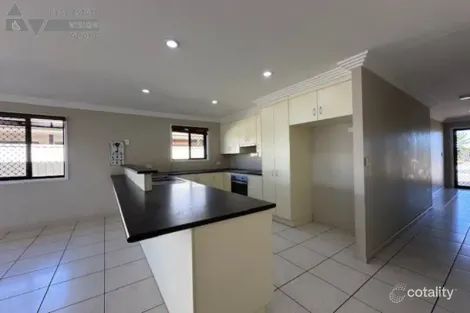 Property photo of 1/2 Baird Street Emerald QLD 4720
