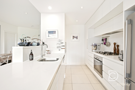Property photo of 105/38 Peninsula Drive Breakfast Point NSW 2137