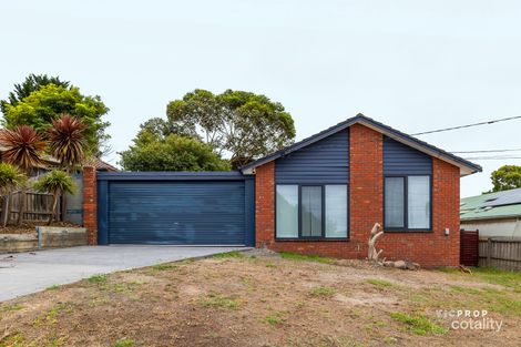 24 Silverton Dr, Ferntree Gully, VIC 3156