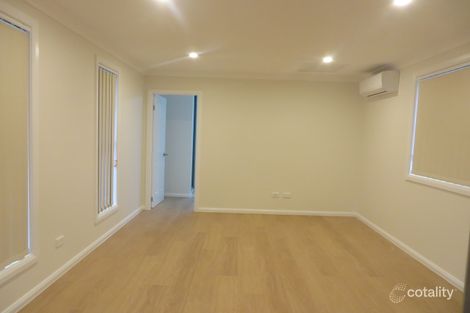 Property photo of 6 Crow Place Bossley Park NSW 2176