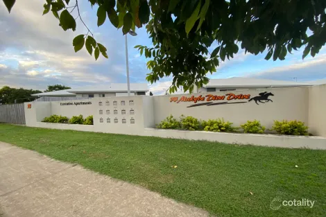 Property photo of 2/74 Makybe Diva Drive Ooralea QLD 4740