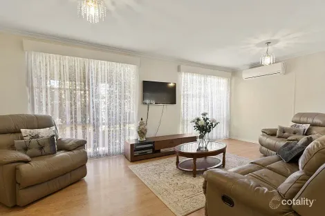 Property photo of 18 Harrier Street Werribee VIC 3030