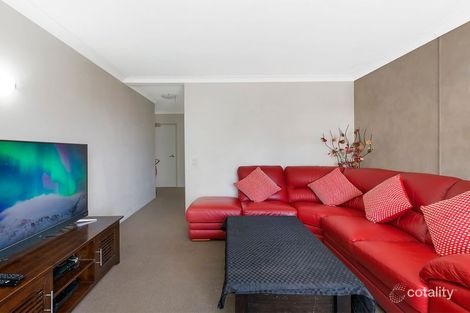 Property photo of 201/3 Oak Avenue Surfers Paradise QLD 4217