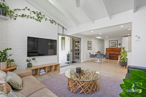 Property photo of 4 Bowling Place Melville WA 6156