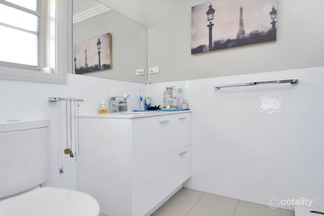 Property photo of 2A James Barnet Drive Kelso NSW 2795