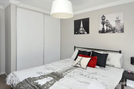 Property photo of 2A James Barnet Drive Kelso NSW 2795