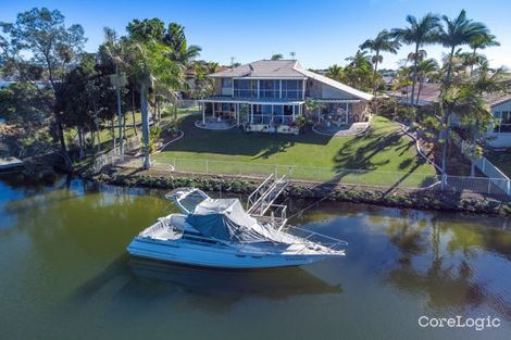 Property photo of 182 Port Jackson Boulevard Clear Island Waters QLD 4226