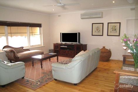 Property photo of 1 Avenue Road Cumberland Park SA 5041