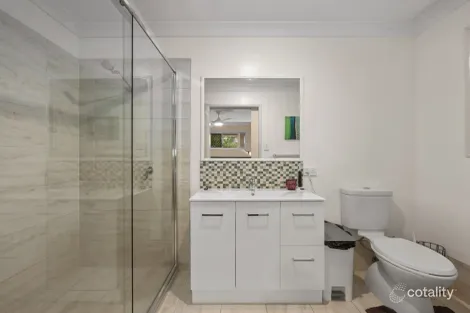 Property photo of 26 Angela Place Yamanto QLD 4305