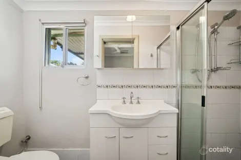 Property photo of 17 Little John Road Armadale WA 6112
