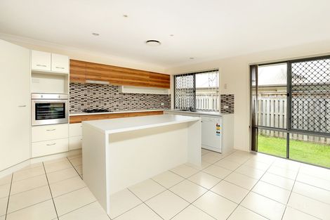 Property photo of 6 Caper White Court Kallangur QLD 4503