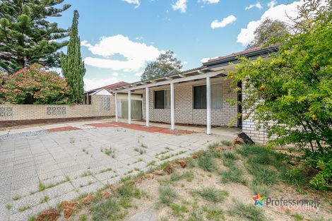 Property photo of 28 Calvert Way Girrawheen WA 6064