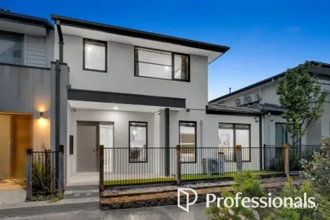 11 Hughes Lane, Officer, VIC 3809