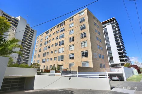 Property photo of 4/15 Pacific Street Main Beach QLD 4217