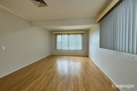 Property photo of 20 Fern Avenue Bradbury NSW 2560