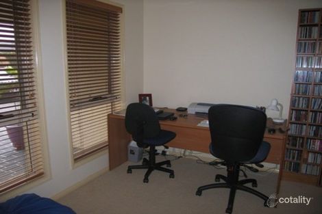 Property photo of 35A Rosewood Glen Jerrabomberra NSW 2619