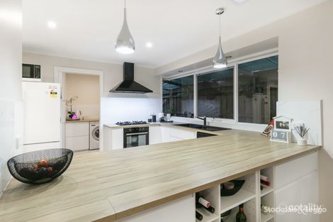 Property photo of 2 Saligna Court Langwarrin VIC 3910