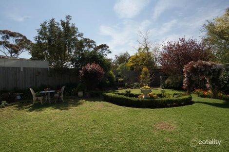 Property photo of 2 Avon Court Keilor VIC 3036