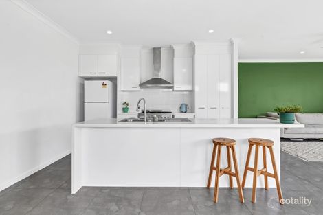 Property photo of 10 Woocoo Close Pimpama QLD 4209