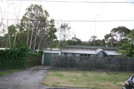 18 Sanglen Tce, Belmont, VIC 3216