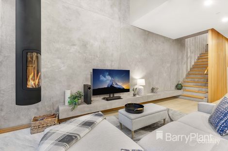 Property photo of 2/42 Nelson Street Ringwood VIC 3134