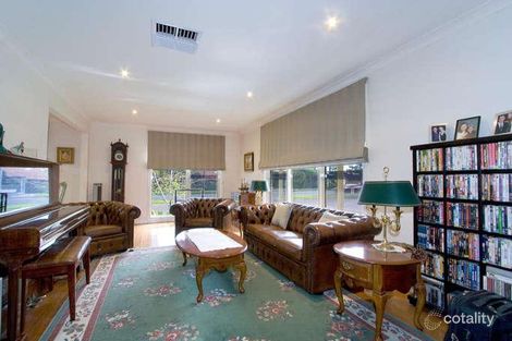 Property photo of 21 Centre Dandenong Road Dingley Village VIC 3172