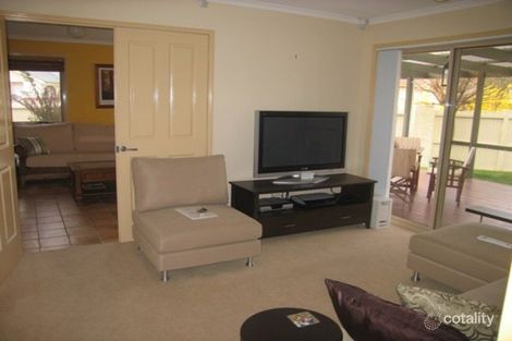 Property photo of 35A Rosewood Glen Jerrabomberra NSW 2619
