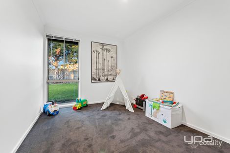 Property photo of 64 Magnolia Street St Albans VIC 3021