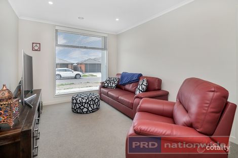 Property photo of 9 Yates Street Lucas VIC 3350