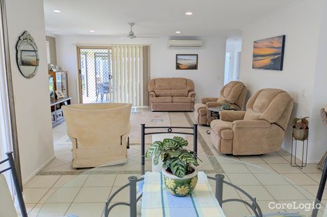 35 Hollywood Ave, Bellmere, QLD 4510