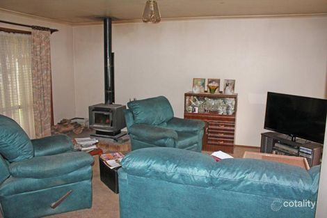 Property photo of 127 Hawdon Court Howlong NSW 2643