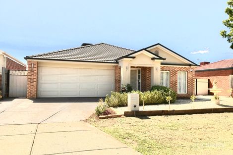 Property photo of 6 Dusky Crescent Tarneit VIC 3029