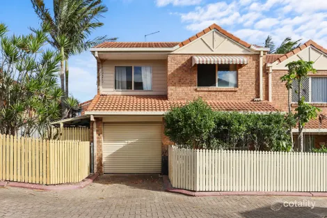 Property photo of 3/20 Pine Avenue Beenleigh QLD 4207