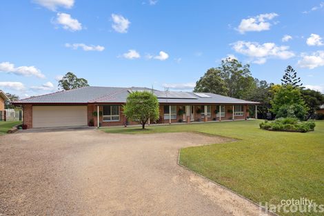 6 Hillview Dr, Yarravel, NSW 2440