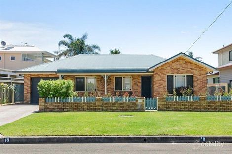 Property photo of 18 Liamina Avenue Woonona NSW 2517