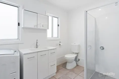 Property photo of 27 Georgina Avenue Gorokan NSW 2263