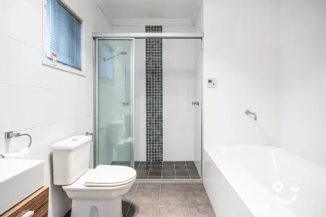Property photo of 2/142 Princes Highway Unanderra NSW 2526