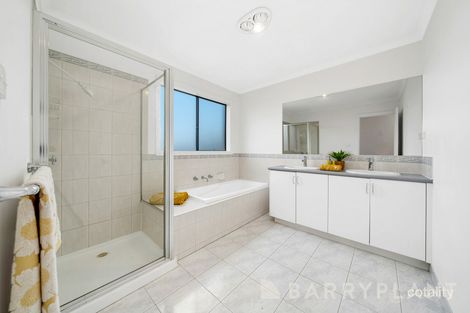 Property photo of 11 Windmill Street Bundoora VIC 3083
