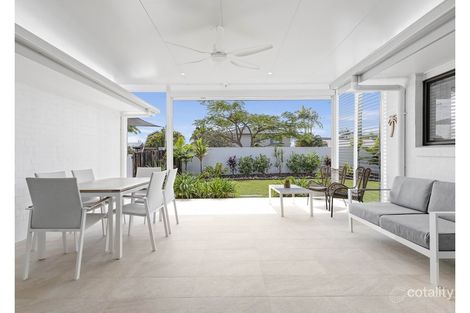 Property photo of 27 Amarina Avenue Mooloolaba QLD 4557