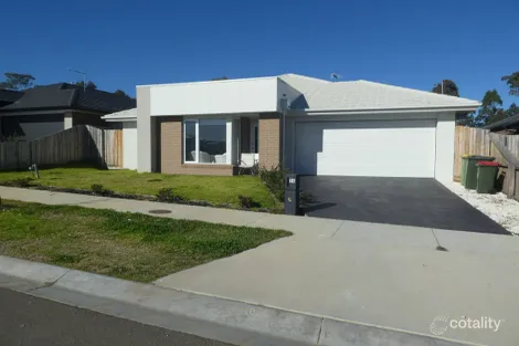 26 Camden St, Lucknow, VIC 3875