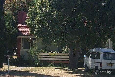 11 Langley Cres, Innaloo, WA 6018